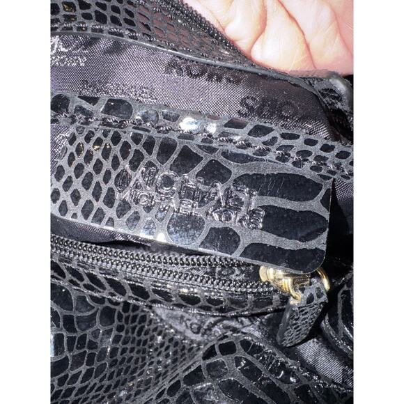 Michael Kors Snakeskin Patent Leather Shoulder Bag Black Gold Chain Glam595 - Picture 5 of 8